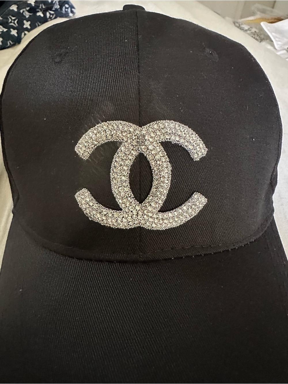 Black baseball ladies cap with crystal CC logo - Picture 7 of 7